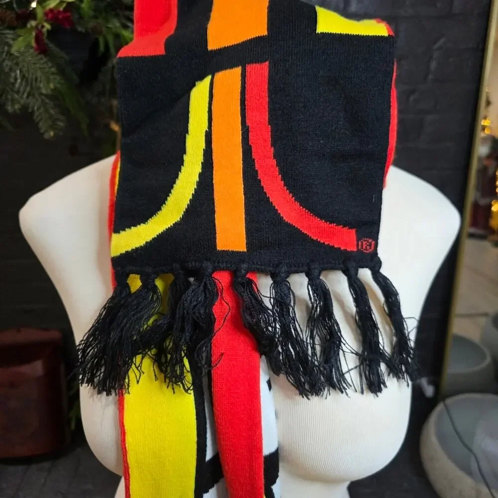 RARE Atari 4 Life Knit Scarf Manufacturer Sample 2018 Retro Gaming Arcade Stripe